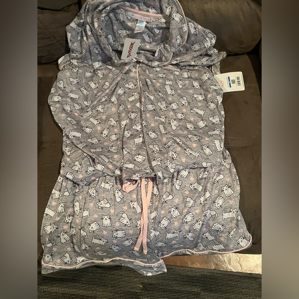 Pillow Talk Cat Print pajamas